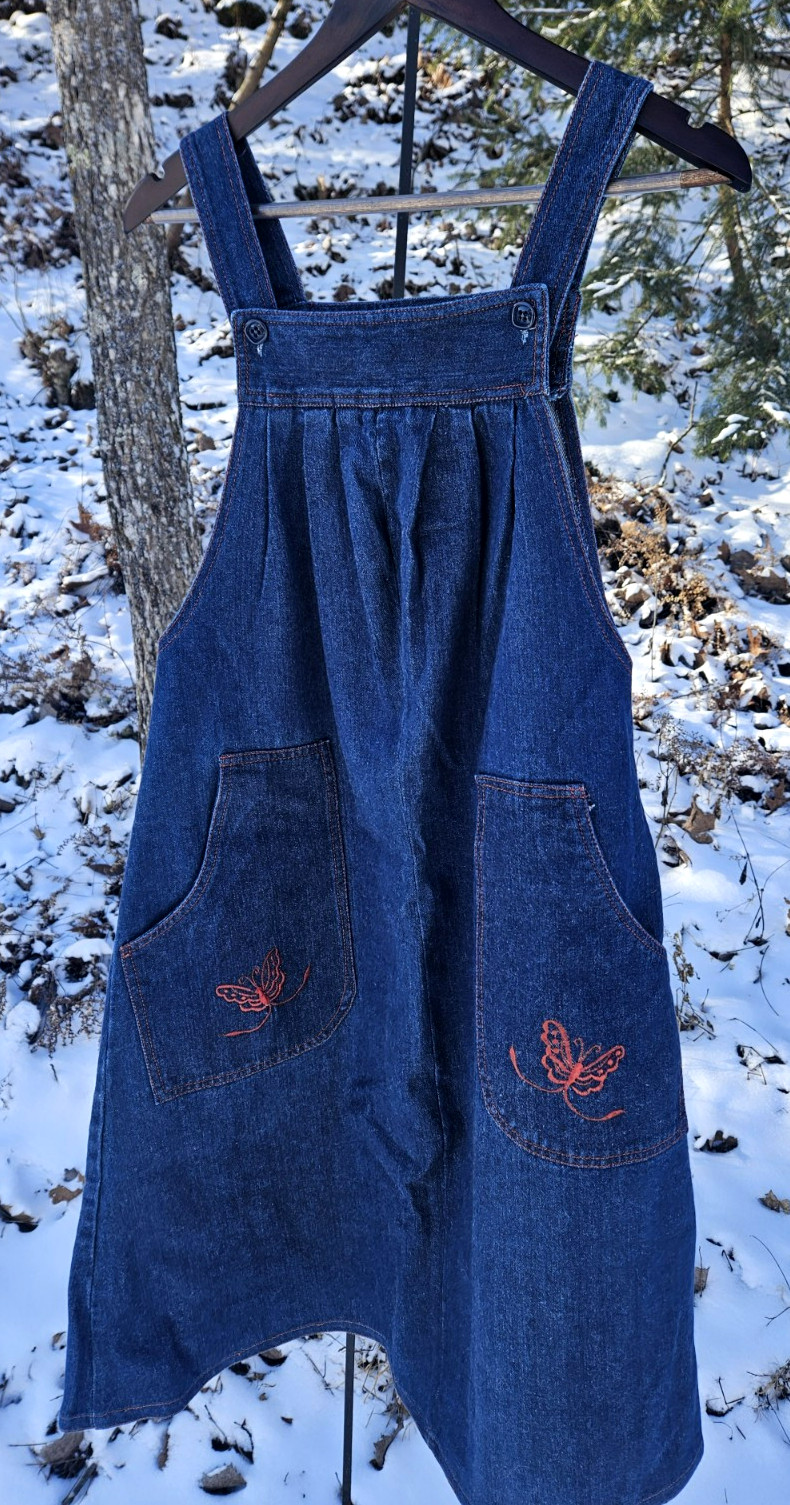 JONI BLAIR of Cali Denim Jumper Dress Size 7 Embroidered Pockets Red Butterflies