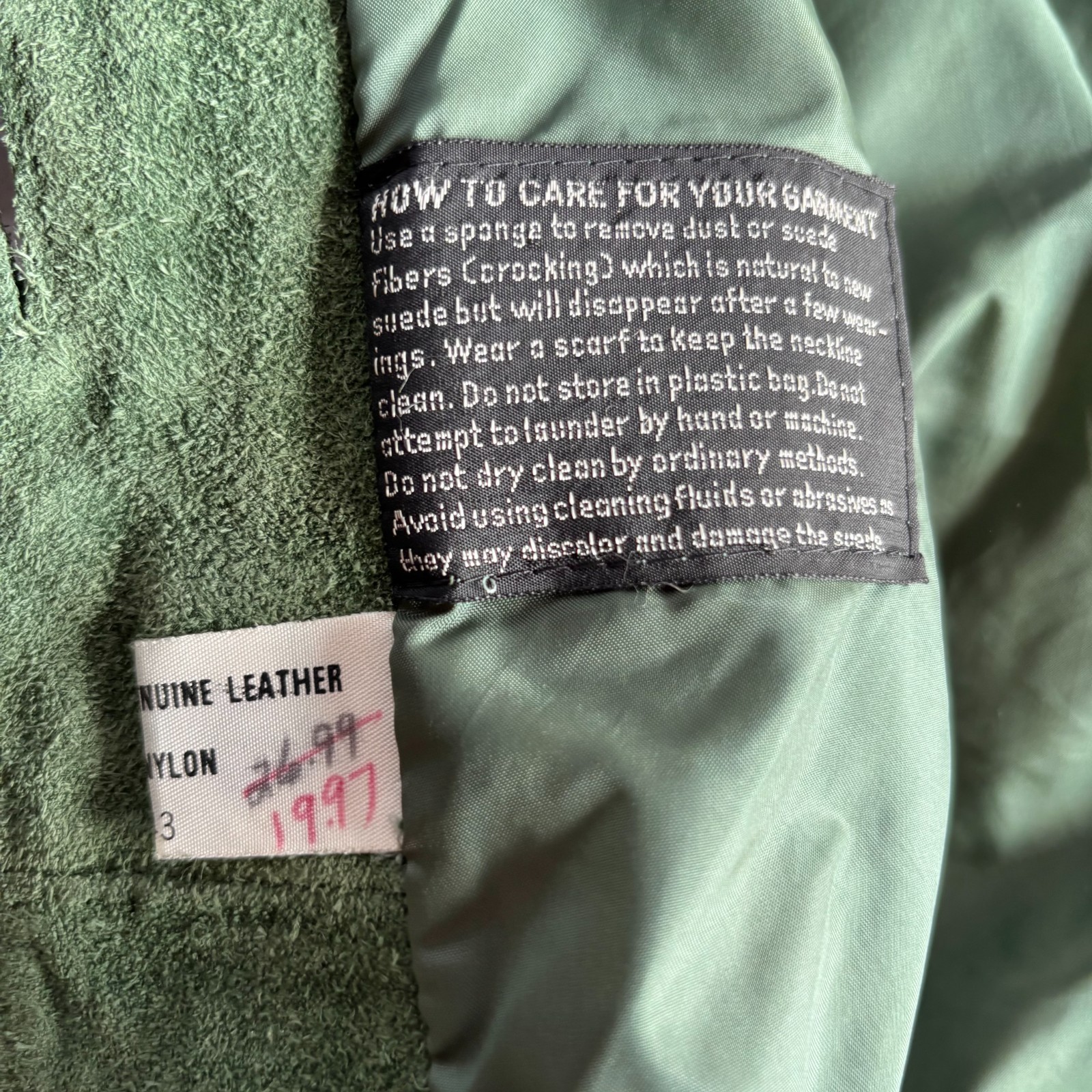 Vintage 1970s Green Suede Belted Jacket The Tannery 36 Bust