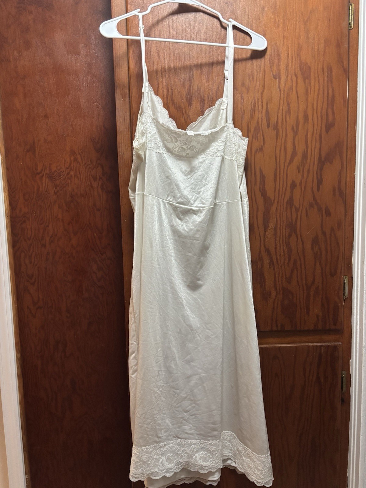 Women’s Vintage Nightgown Size 46