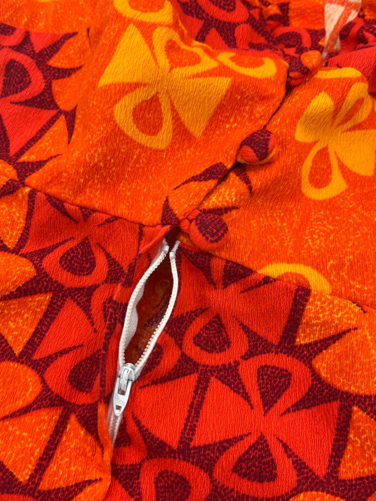 Vtg Retro Mod Hawaiian Tiki Dress Bright Orange Yellow Red Dael’s Honolulu Sz. S
