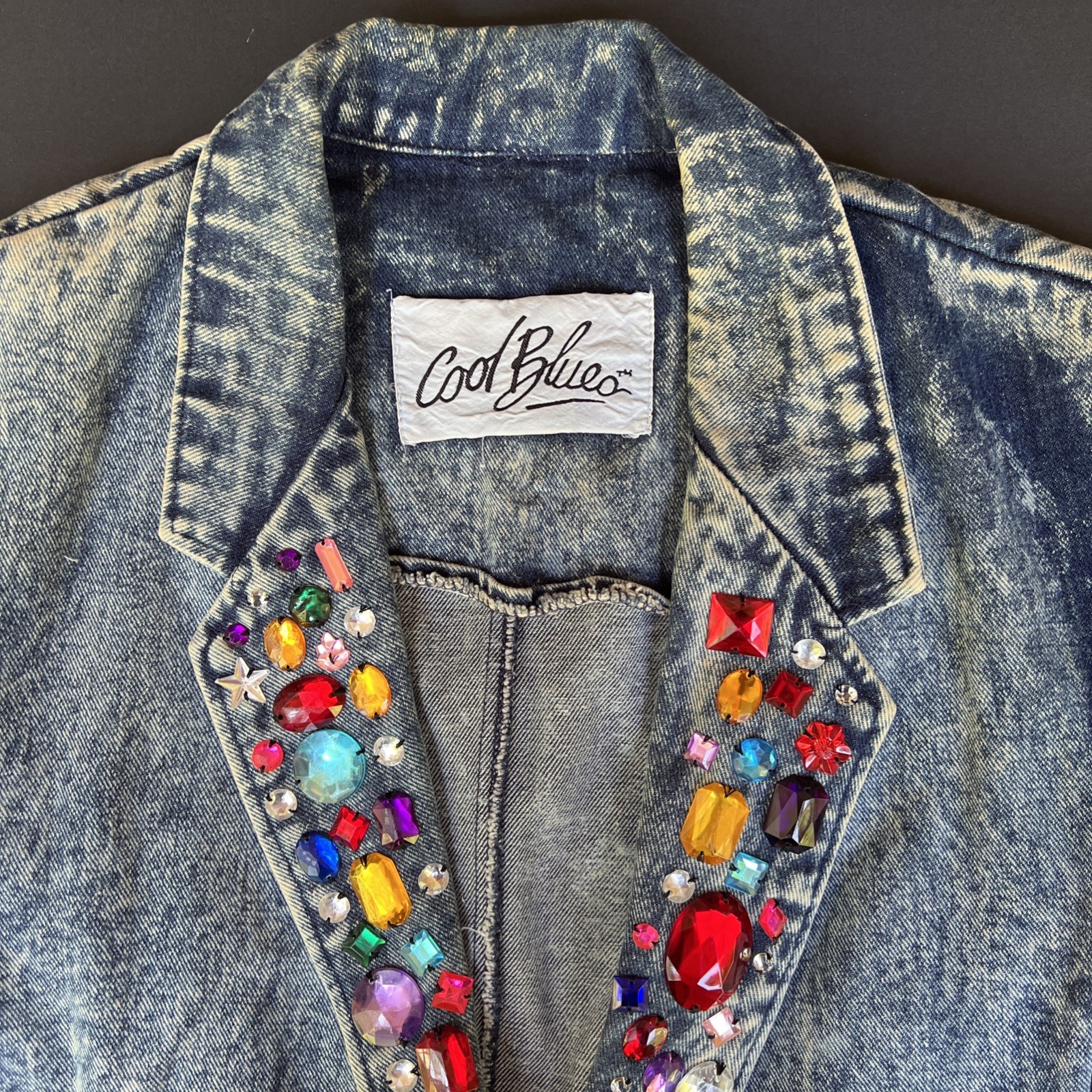 Vtg 80’s Acid Wash Denim Jacket Embellished Colorful Stones Women’s Sz M or L?