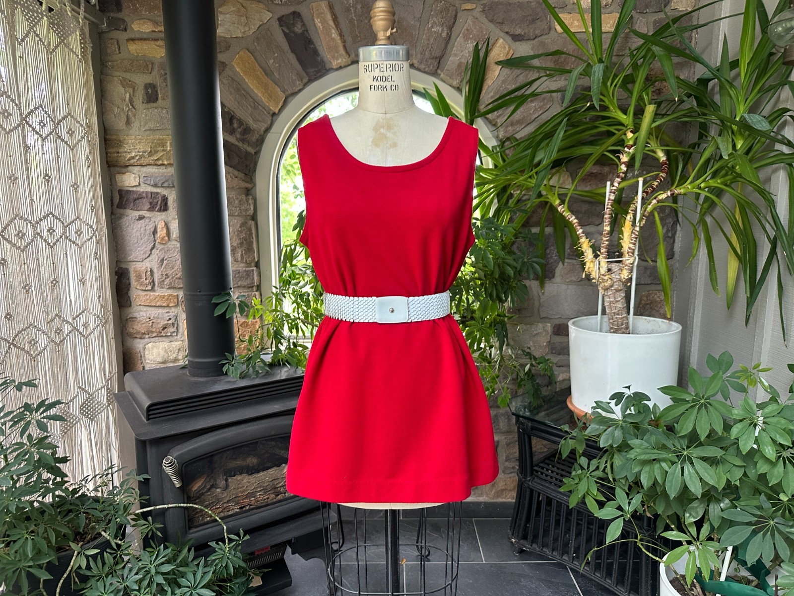 Vintage 1970s Red Heavy Knit Tank Top Queen Casuals