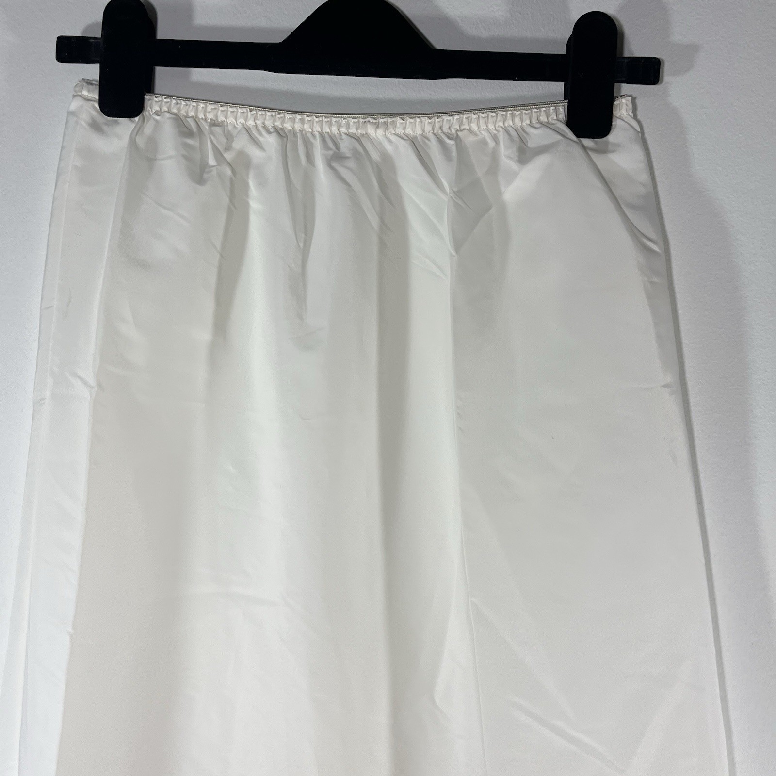 VINTAGE Bonwit Teller Ivory Full Length Maxi Skirt Slip Satin Lace Slit Medium