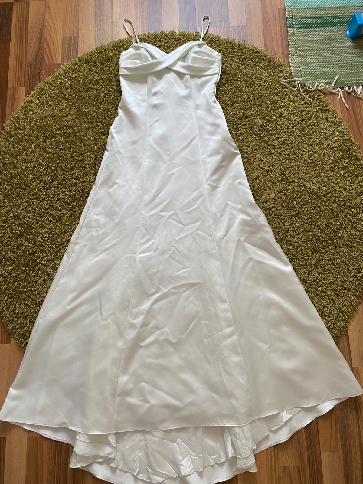 Vera MONT Vintage Wedding Dress Minimalist Spaghetti Straps Floor Length Bridal