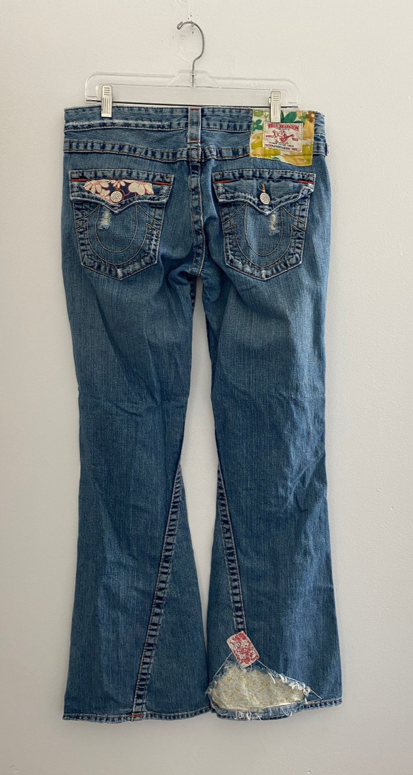 Vintage True Religion Low Rise Woodstock Flare Jeans sz 32 Distressed