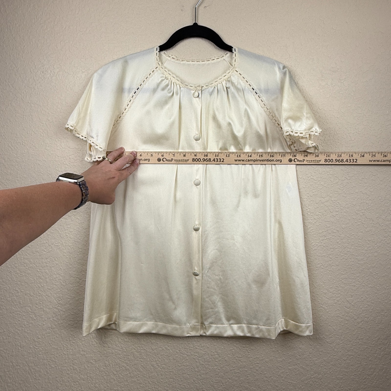 Vtg Vanity Fair Ivory Bed Jacket Nylon Tricot Flutter Sleeve Lace Trim USA Sz S