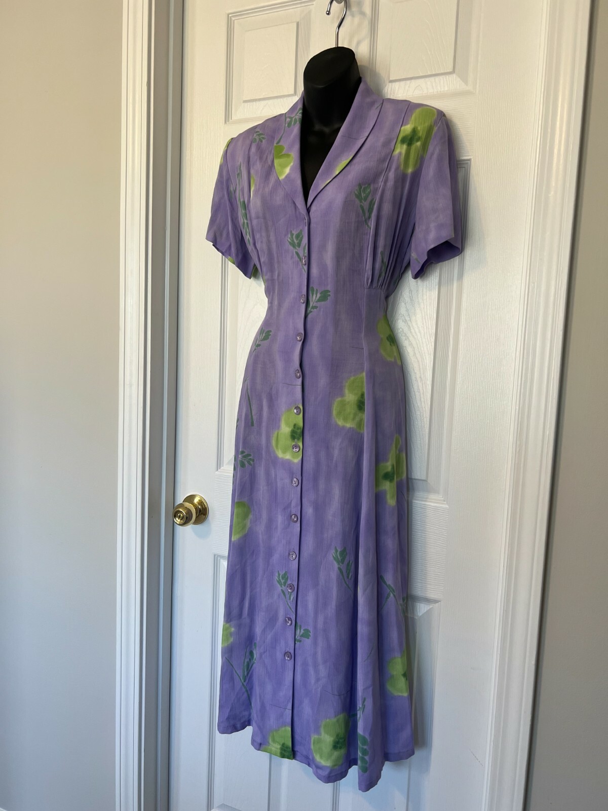 Jeffery & Dara Vintage Lavender Floral Short Sleeve Long Dress Sz 10