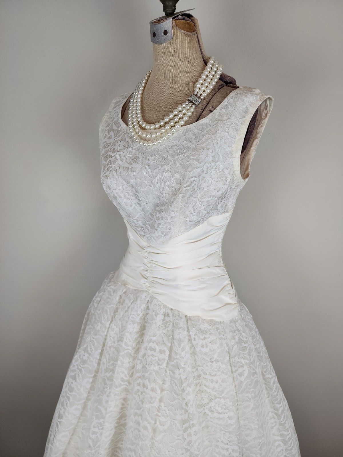 Vintage 1950’s Warm White Satin with Lace Overlay Cocktail Dress Size Medium