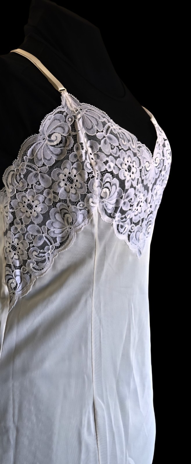 1960s WONDER MAID White Antron Nylon Dress Slip With Lace Bust & Trim Size 40