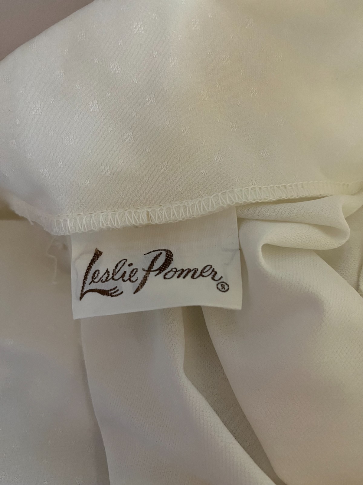 Vintage Leslie Pomer Size M? White Nightgown Long Sleeve