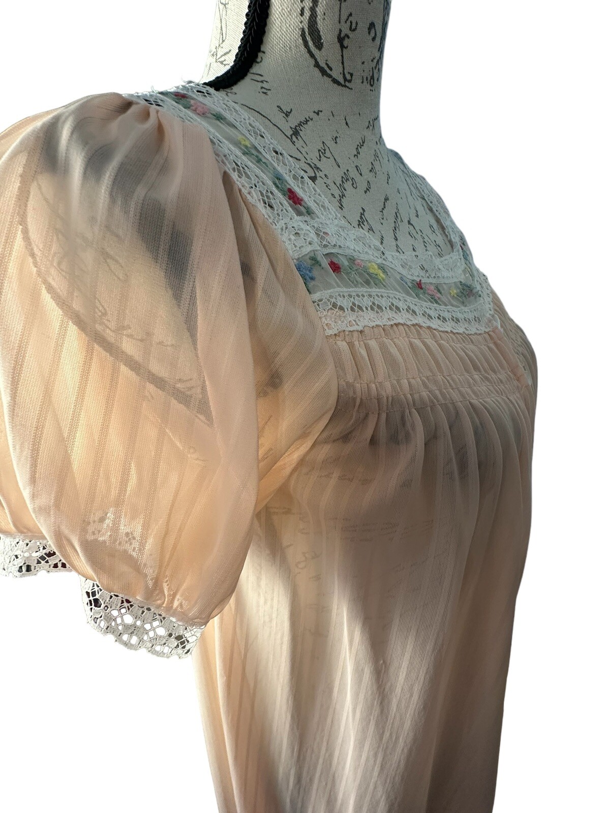 Movie Star 1960’s Vintage 3 Button Chiffon Peignoir Robe Nightgown Womens Med