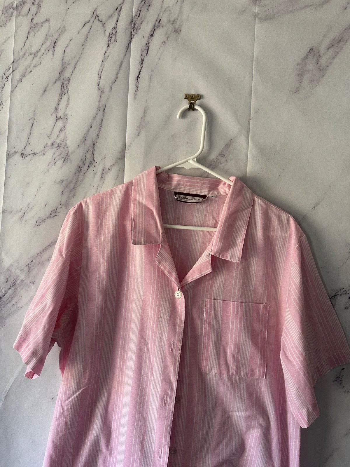 VINTAGE EXECUTIVE DRESSING PINK STRIPED SHORT SLEEVE BUTTON UP SHIRT WOMEN LARGE