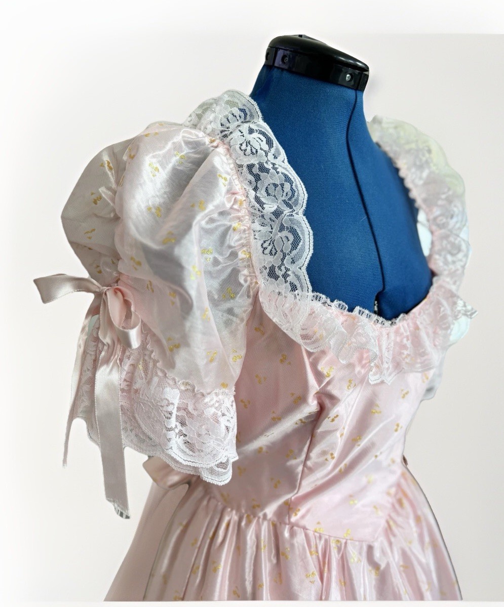 vintage 80s prom dress pink lace puffy bows tulle ball gown puff sleeve romantic