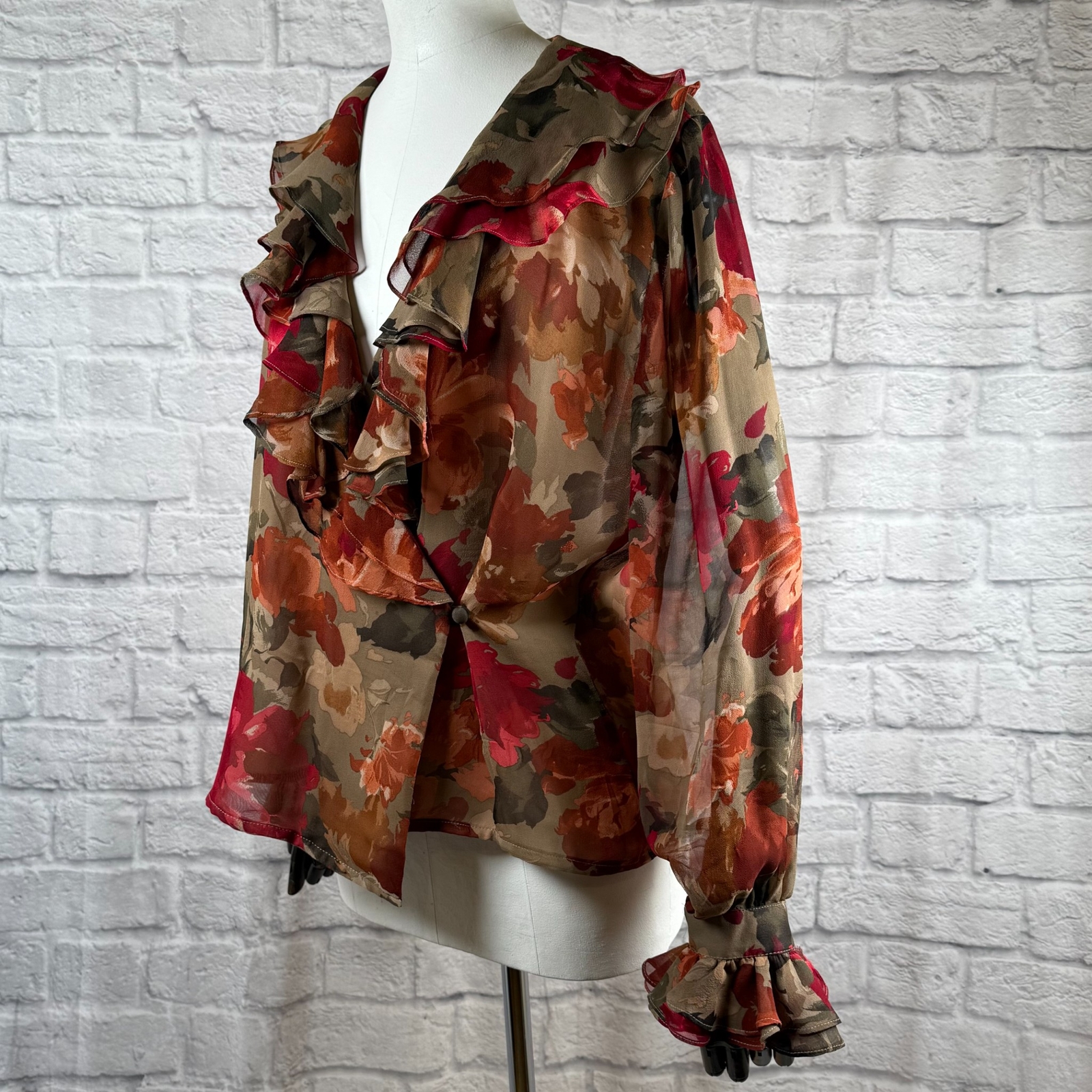 Vtg Capriccio Sheer Silk Floral Blouse Women’s 8 Medium Ruffled Shirt