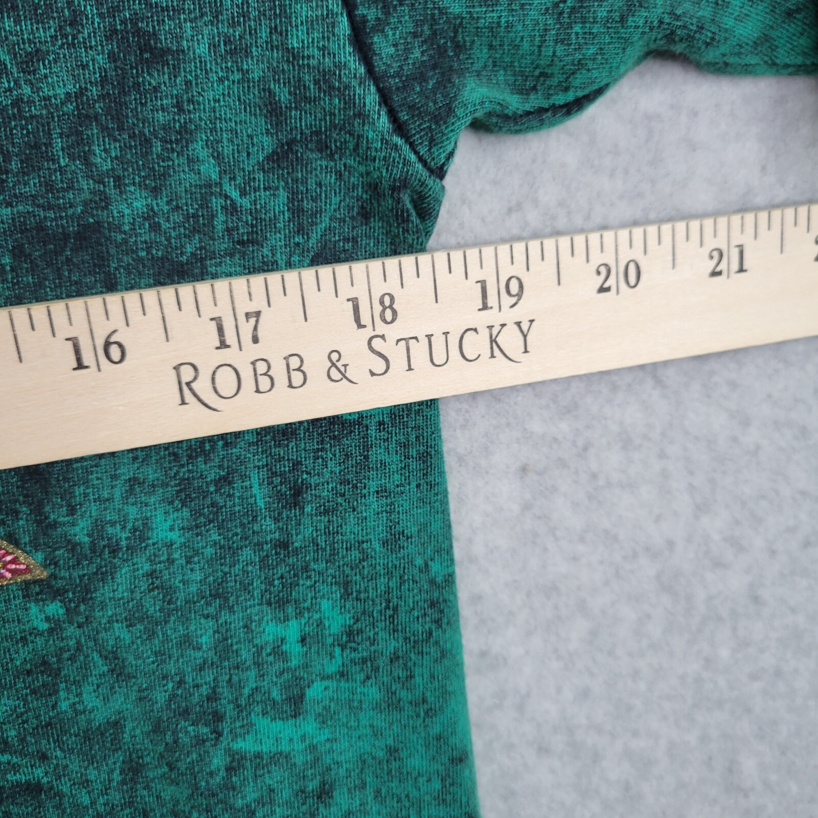Vintage Kauai Textured Paint T-Shirt Sz M Maiden West tag Single Stitch Green