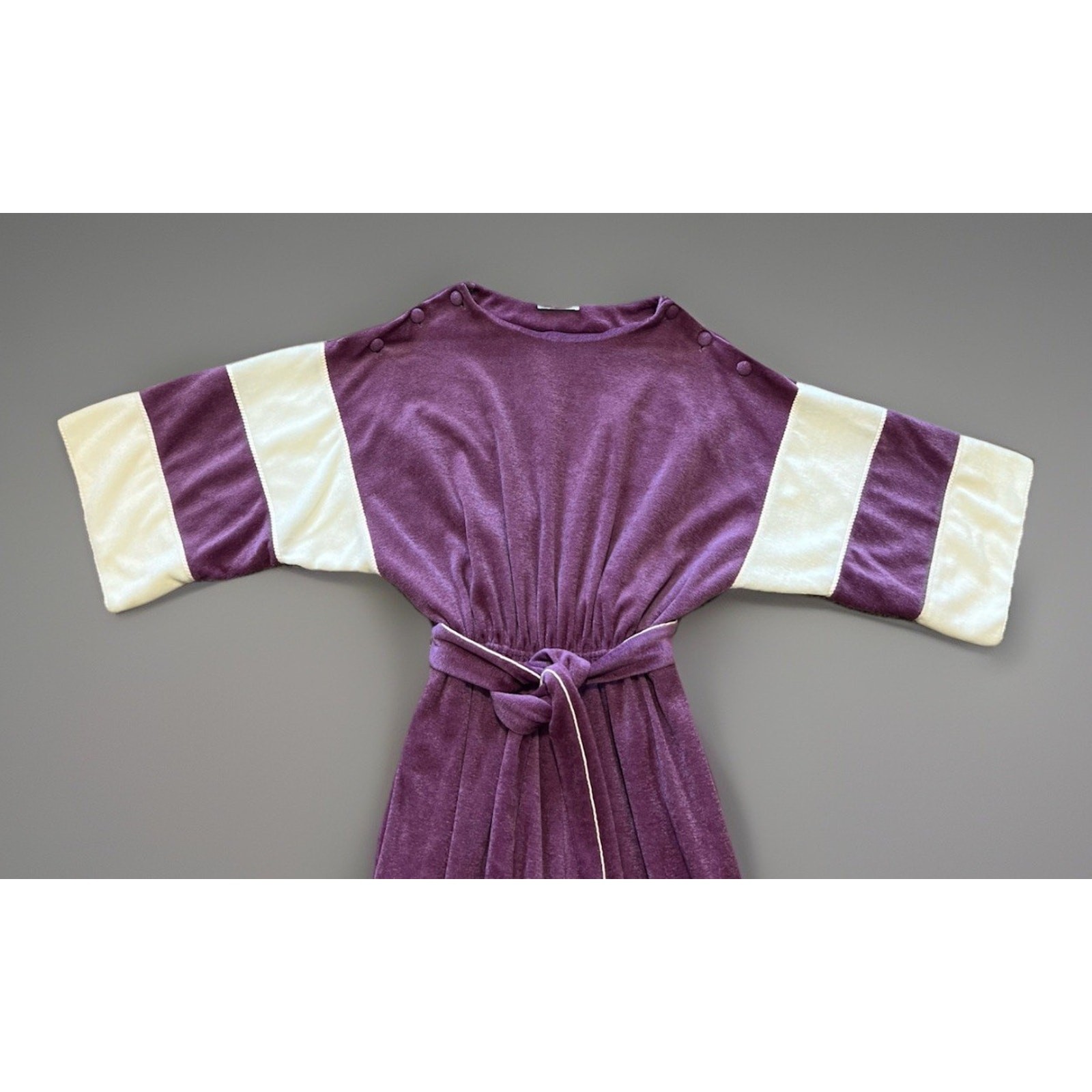 Miss Elaine Vintage 80s Soft Plush Lounge Jumpsuit Purple Ivory Archive Fashion