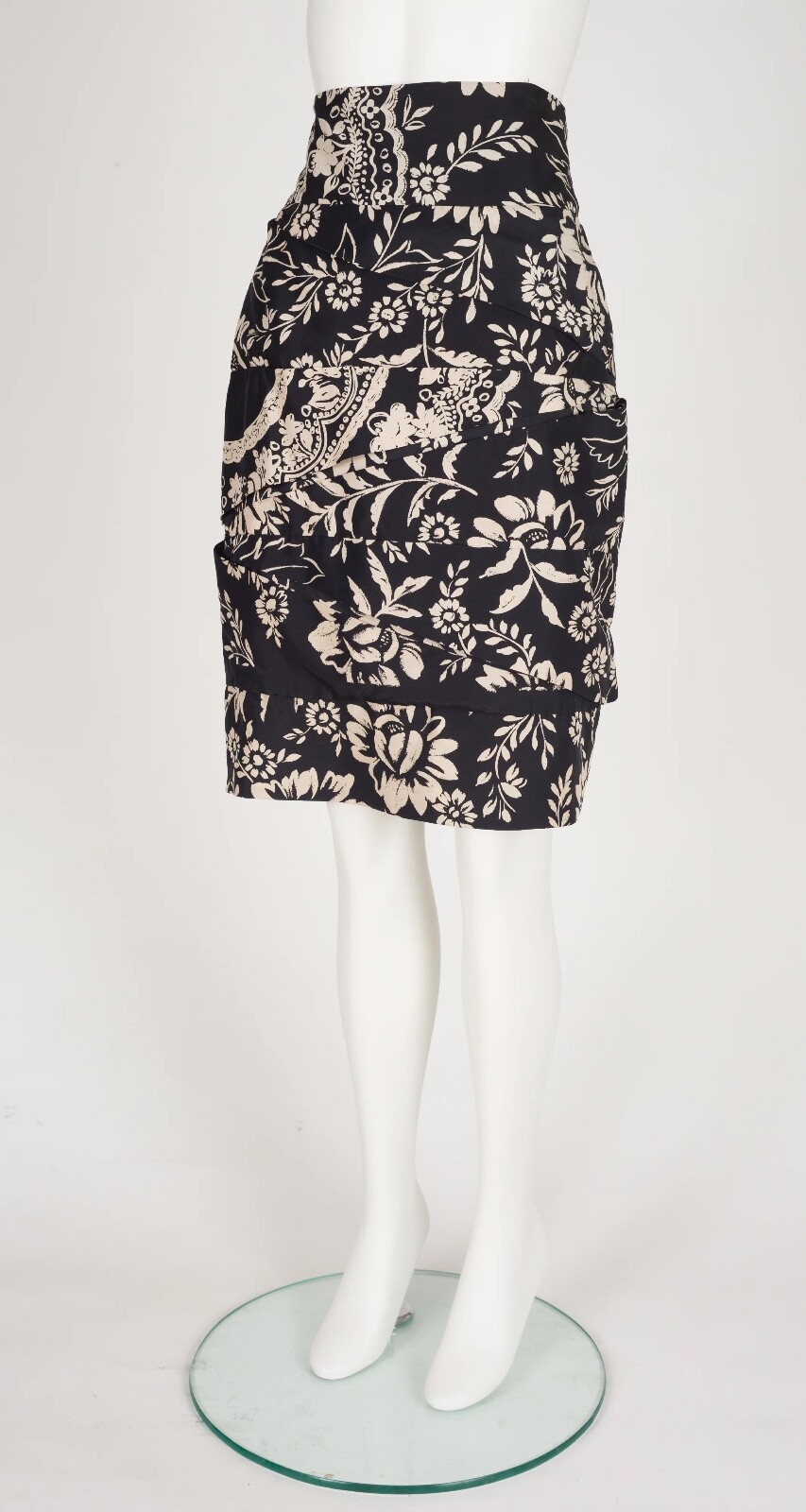 Gianni Versace Couture 1989 S/S Vintage Floral Black Tiered Silk Pencil Skirt