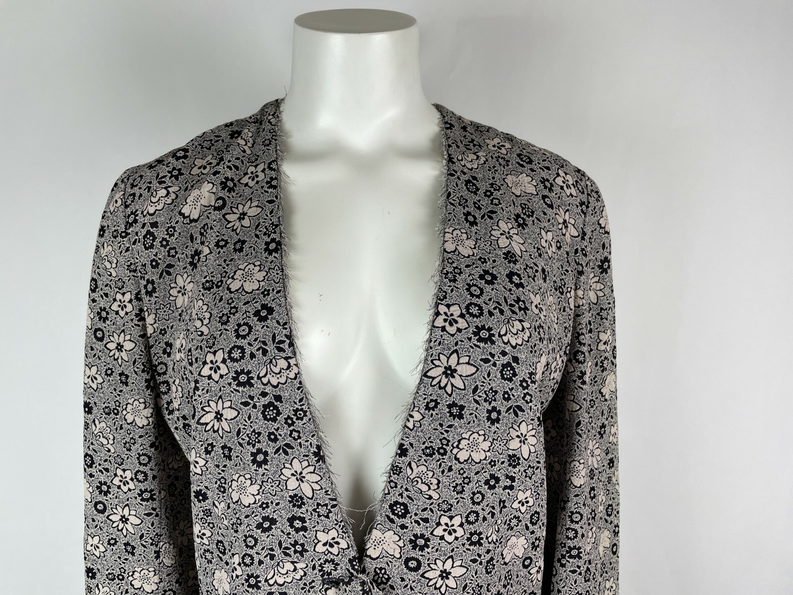 1980’s Vintage floral gray SAVANNAH fringed trim Jacket 4