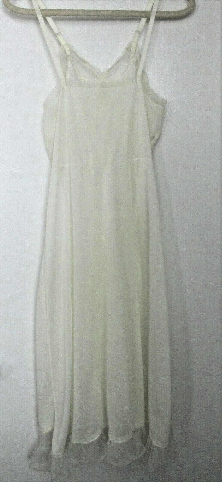 DEENA VINAGE SLIP SMALL LOVELY DUPONT NYLON TRICOT SEXY SLIP WITH RUFFLES