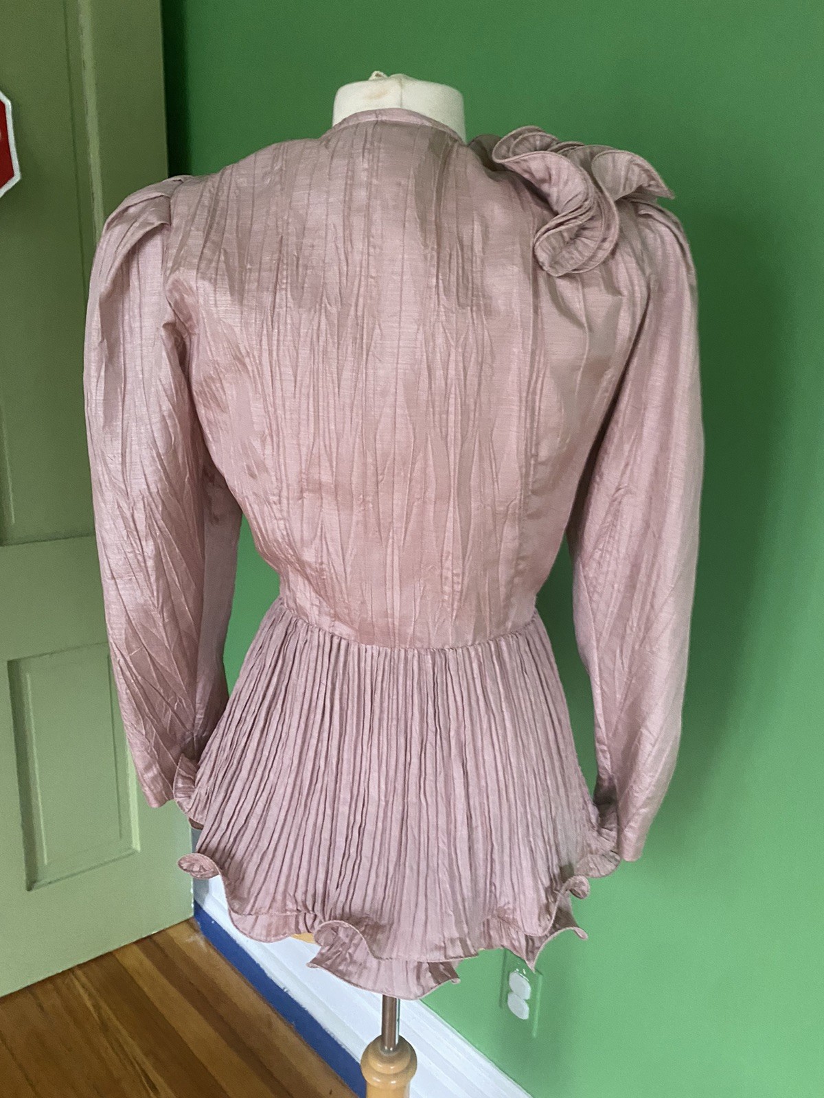 Vintage 80s BB Collections barbara barbara Mauve pink Ruffle Peplum Blouse