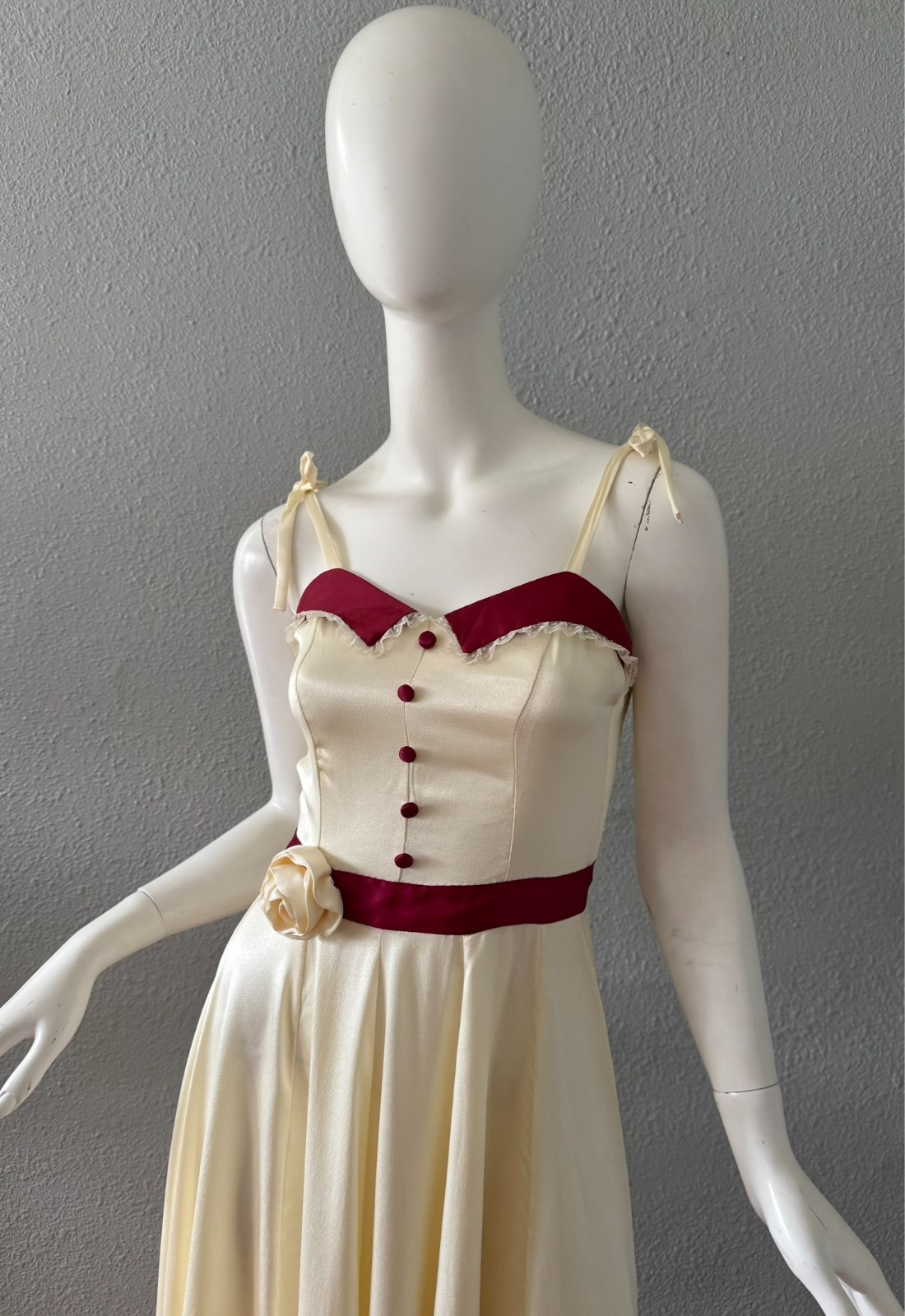 Vintage 40s Satin Ivory Full Sweep Formal Wedding Gown Dress XXS