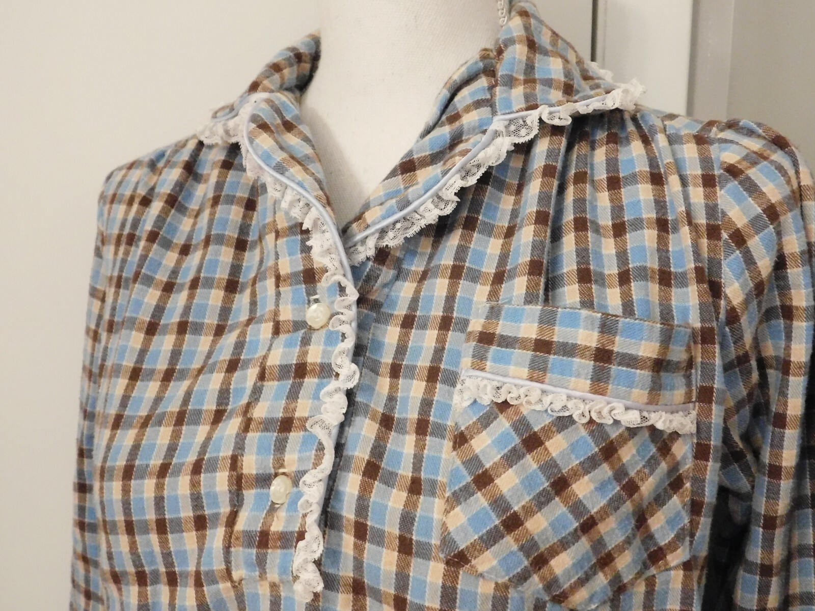 Vintage Size Small Blue Beige Brown Checkered Brandywine Short Flannel Nightgown