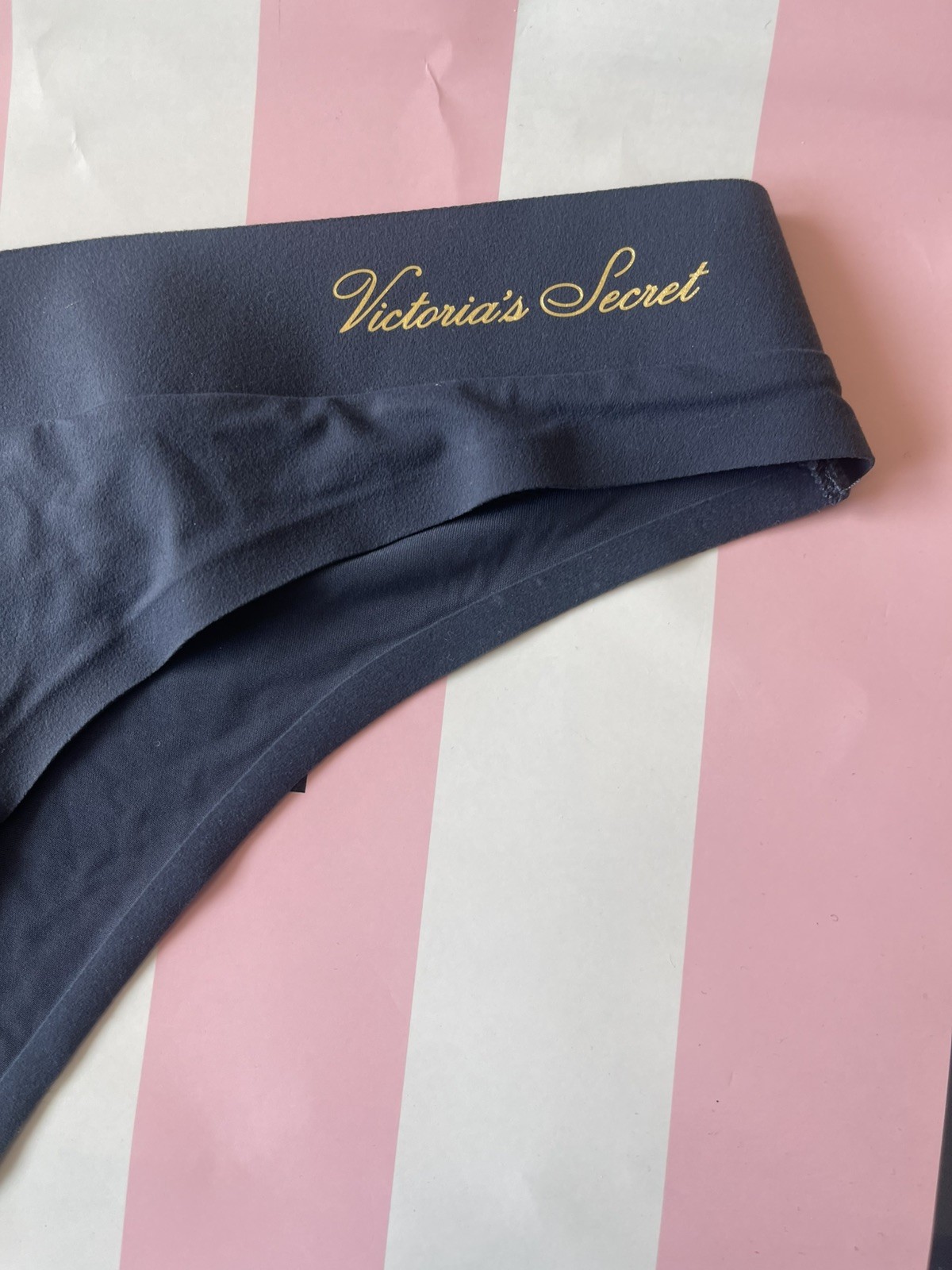 NWT 2019 Victoria’s Secret Brazilian Panty, Dark Gray, Small