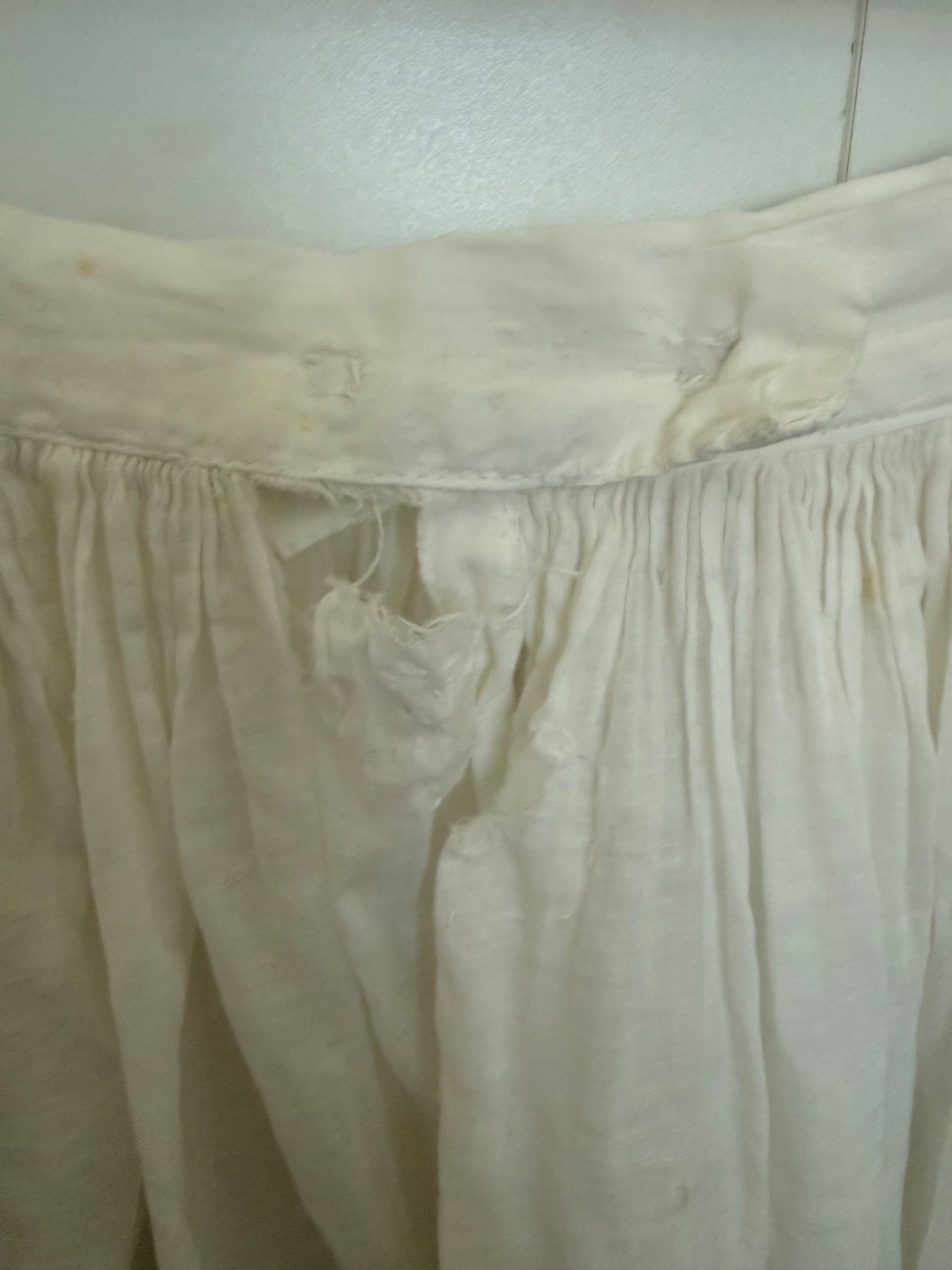 Antique Victorian White Eyelet Embroidered Cotton Petticoat Skirt 41″ Long