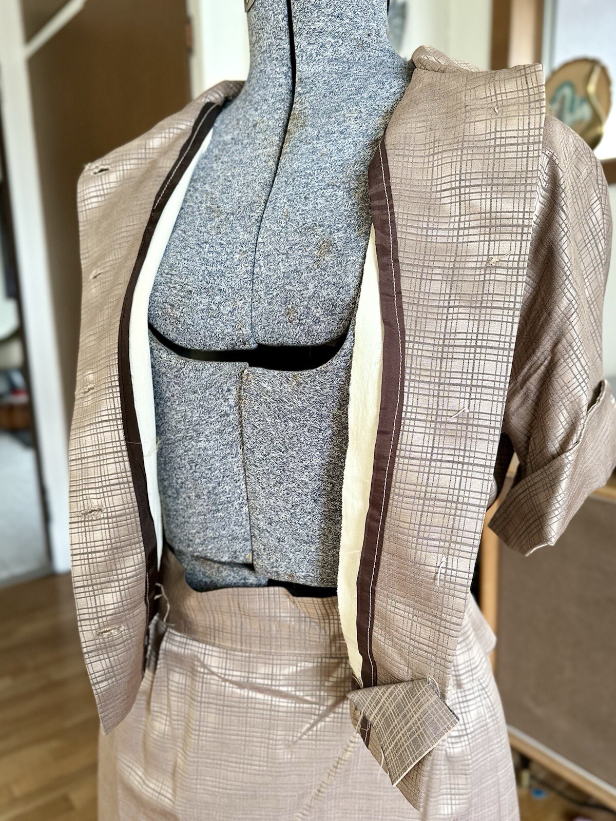 Vintage 1940s Satin 2-Piece Dress with Pencil Skirt and Peplum Top Women’s Suit