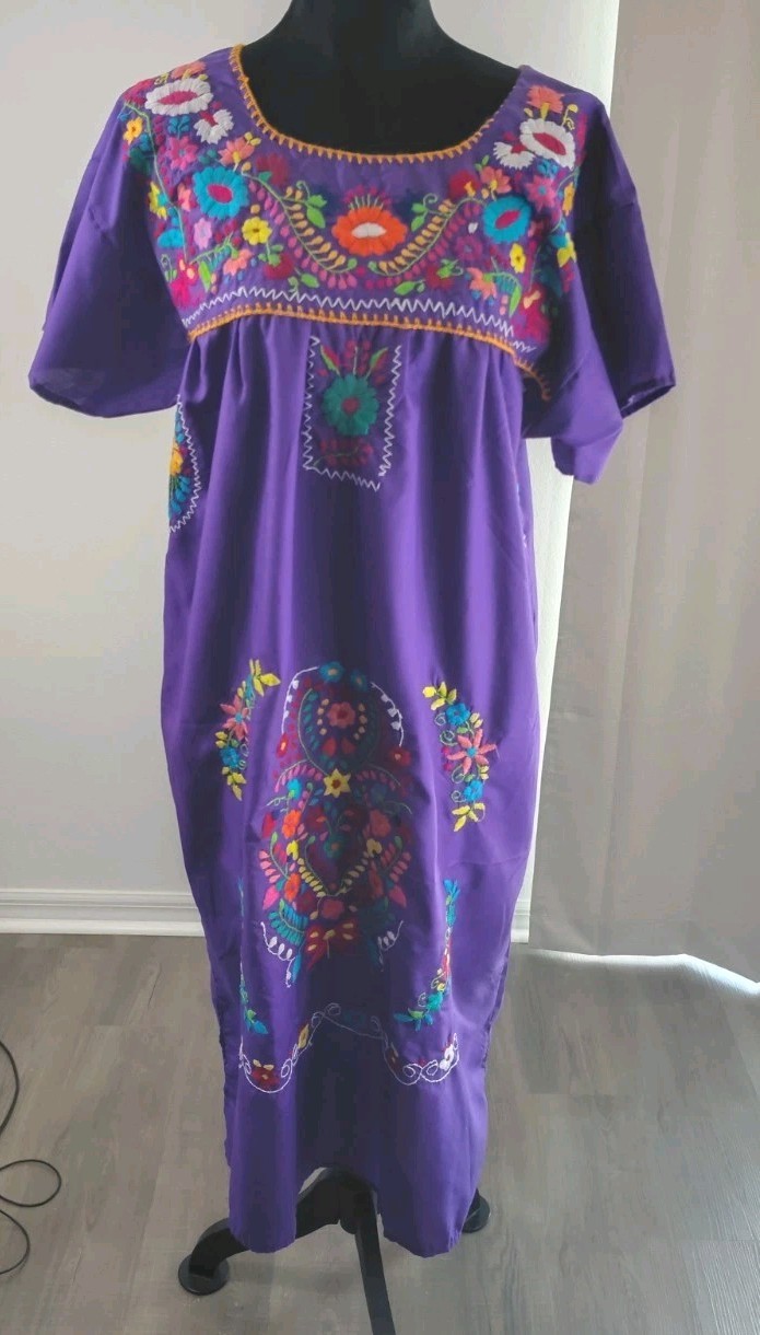 VTG 70s Mexican Puebla Dress Purple Hand Embroidered Floral Peasant Boho Large