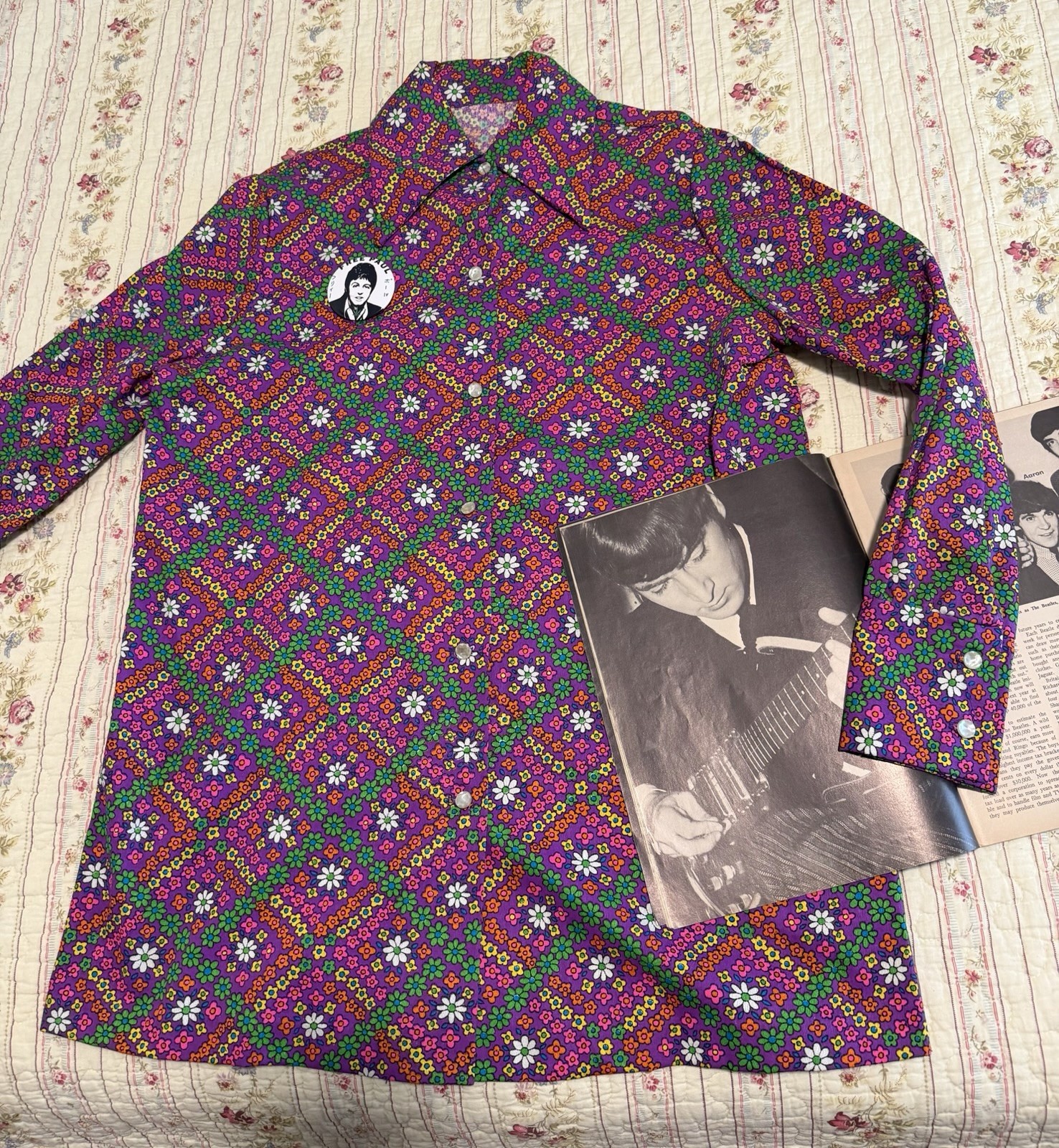 True Vintage 60s Unisex Psychedelic Mod Barkcloth Floral Dagger Collar Shirt Med