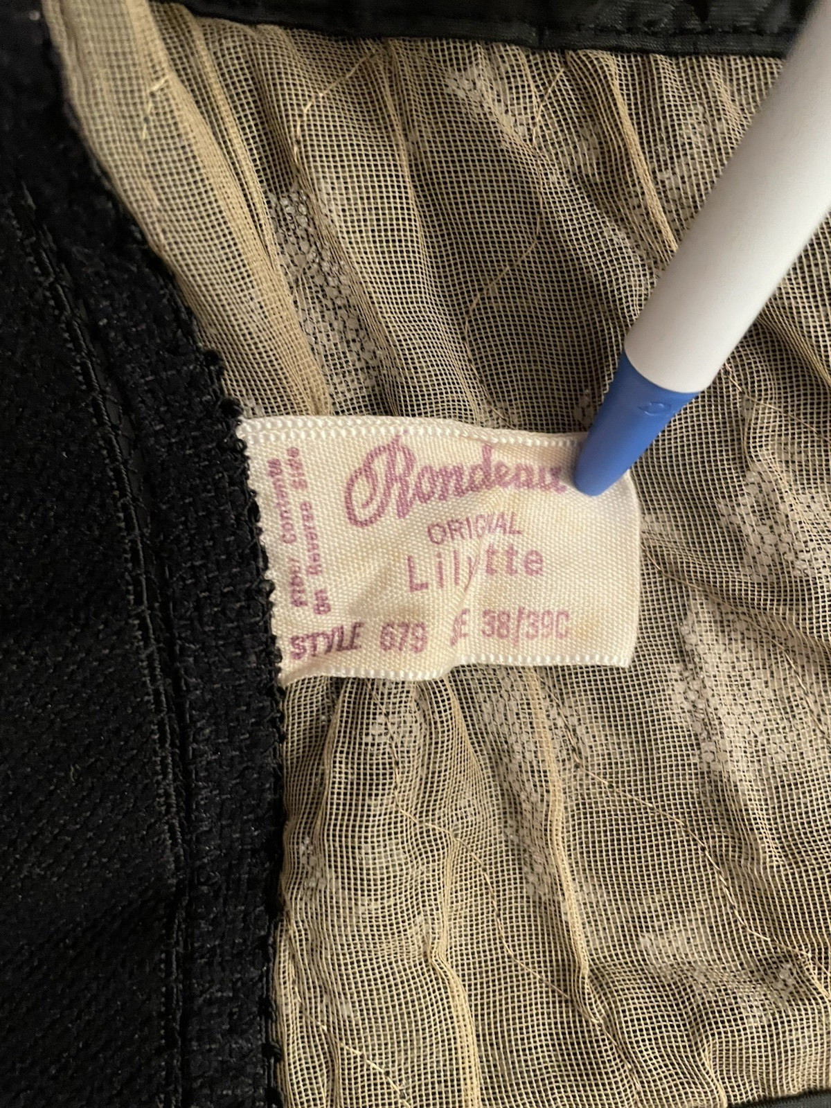 Vintage Rondeau original Lilyette bra 38 / 39 C Long line black lace Corset #679