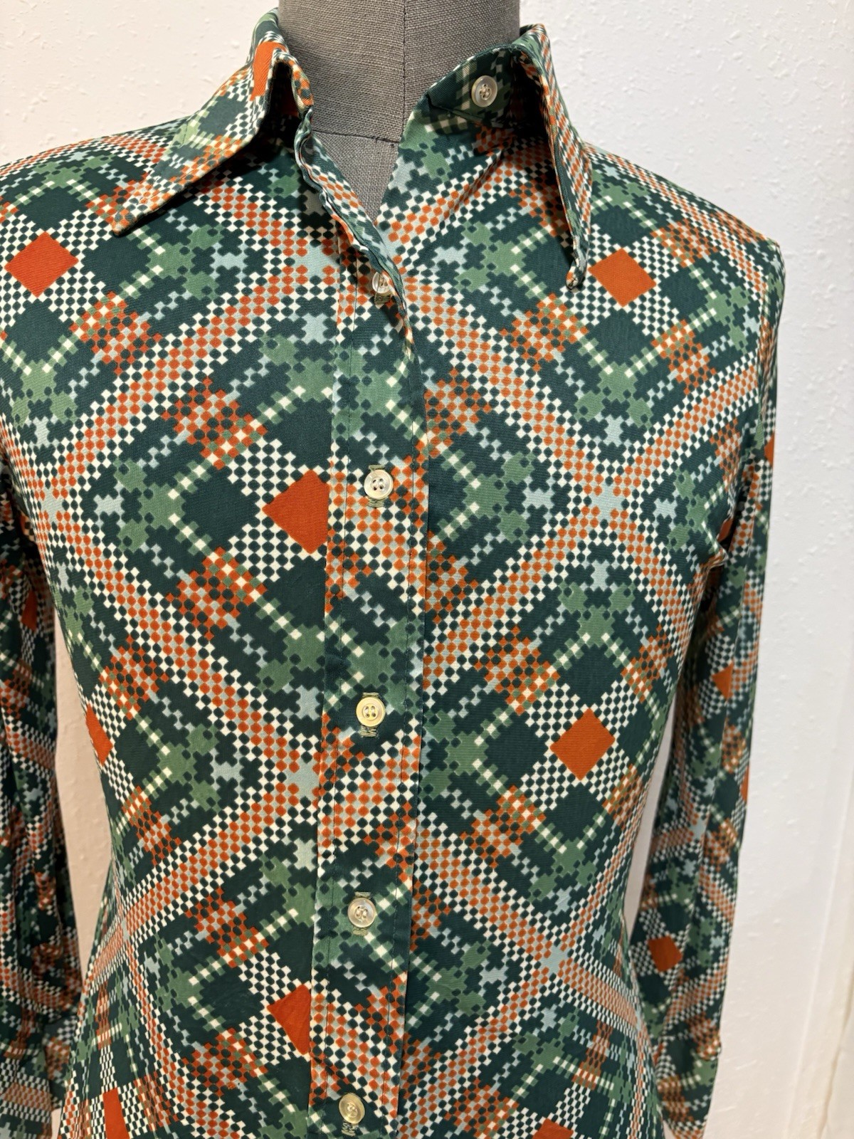 70’s Women Geometric Pointed Collar LS VTG button Down Polyester S No Tag