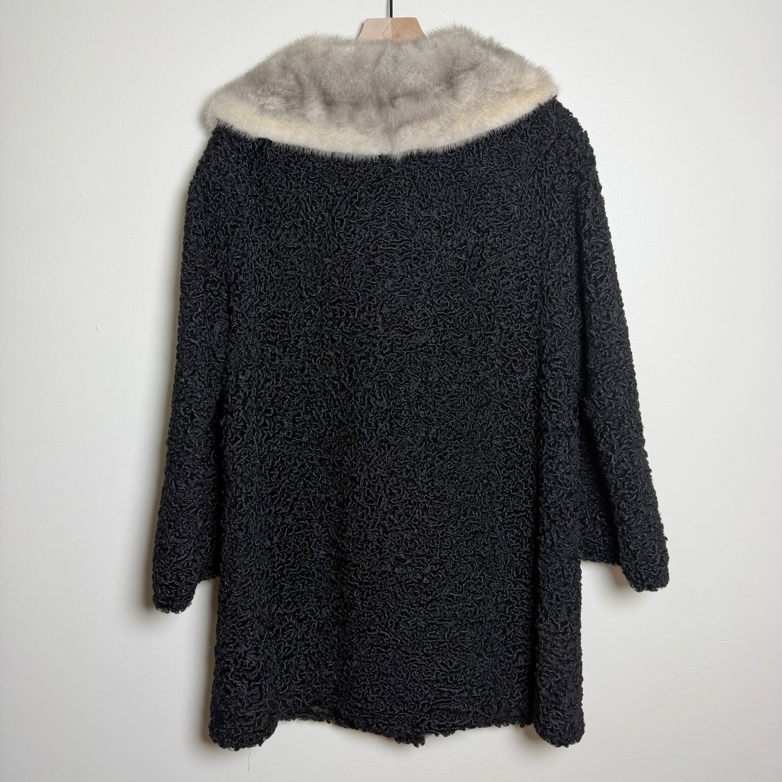 Eatons of Canada Vintage Persian Lamb Fur Coat Mink Collar Black 1017 Size 16