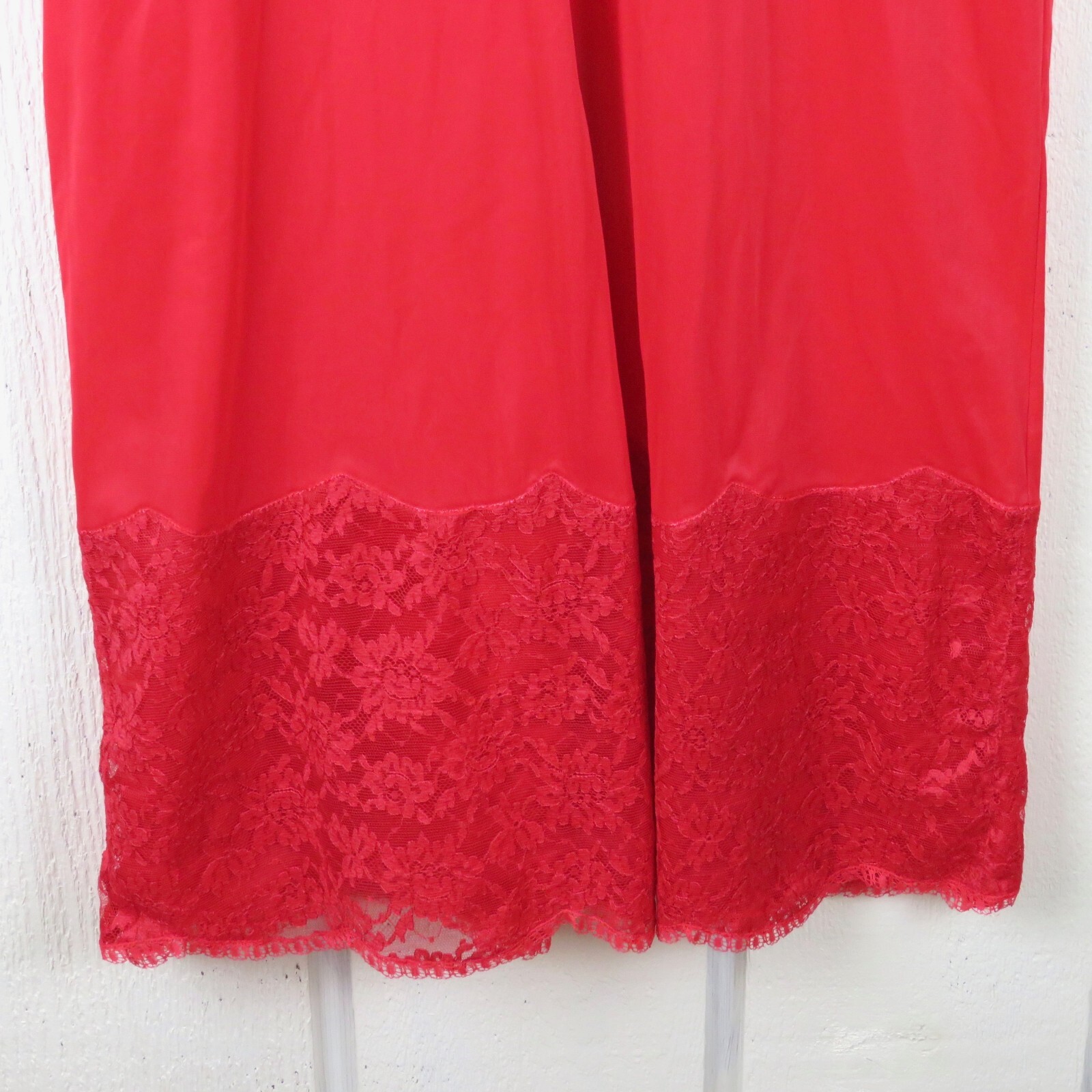 Vintage Vanity Fair Night Gown Nylon Tricot Lace Red 34 T