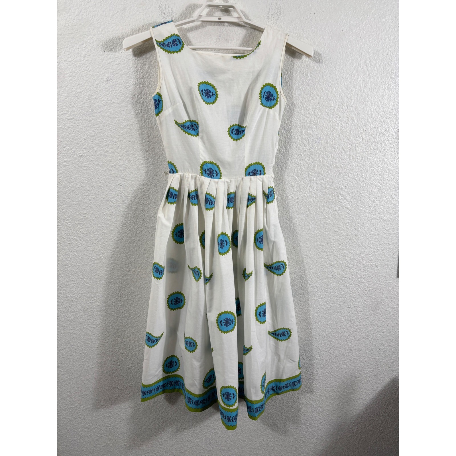 Vintage 1940s White Blue Green Paisley Floral Cotton Fit and Flare Sundress S