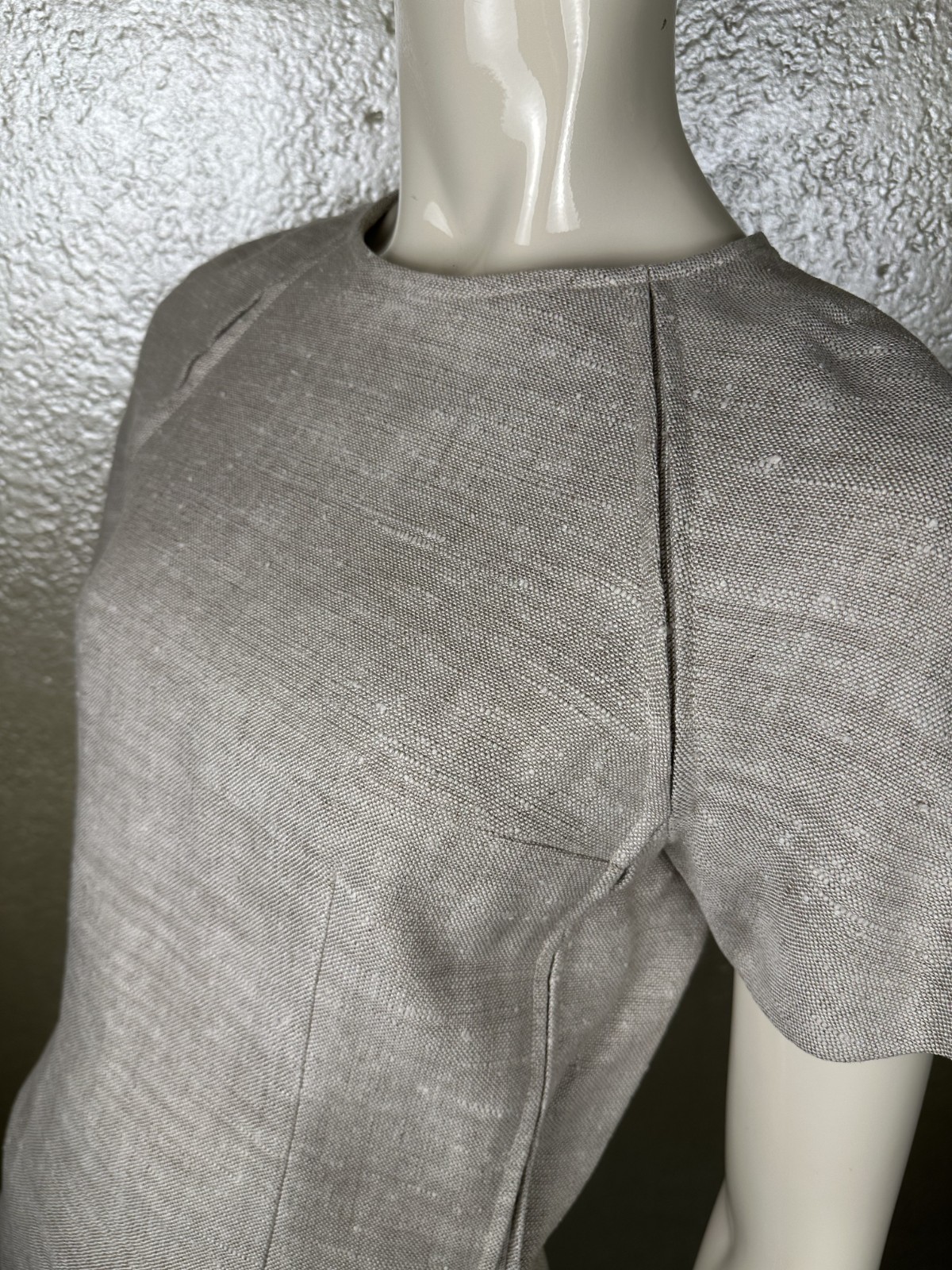 Vintage 1960’s Ladies JUNIOR SOPHISTICATES Tan Linen Two Piece Skirt Suit Set