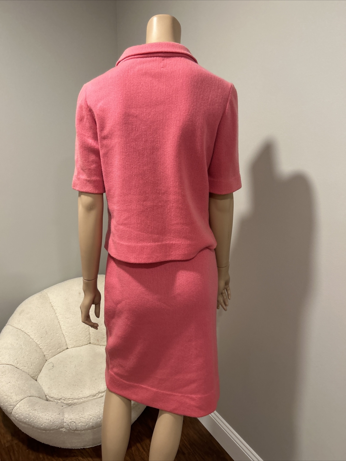 Vintage 50s 60s Womens 2 Piece Set Shirt Top Atomic Retro Skirt Wool Pink