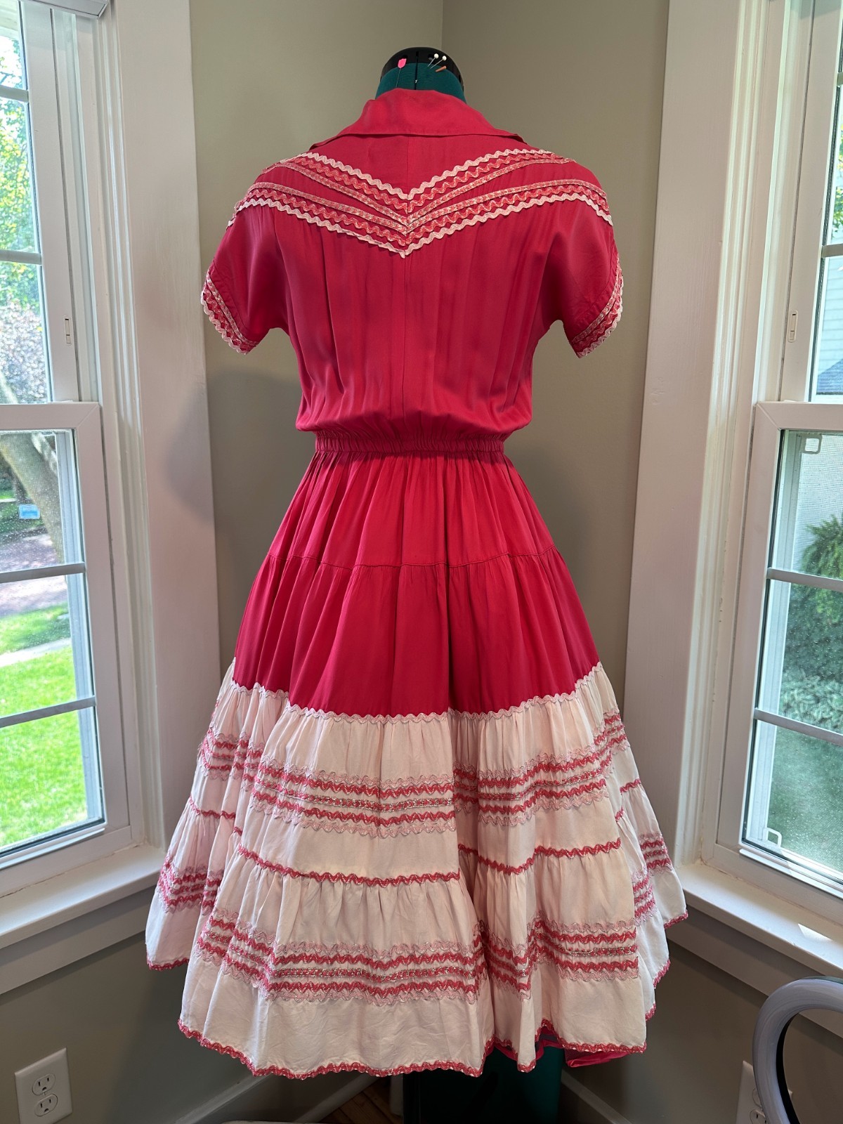 Vintage 1950s two toned hot pink and light pink Patio Southwest Dress S/M
