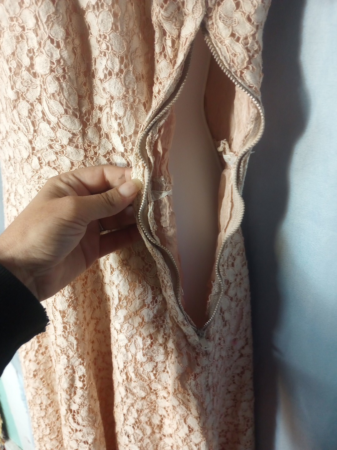 Vintage Dress Styled By Well Made Sz Medium Pale Pink Lace Overlay Sequins