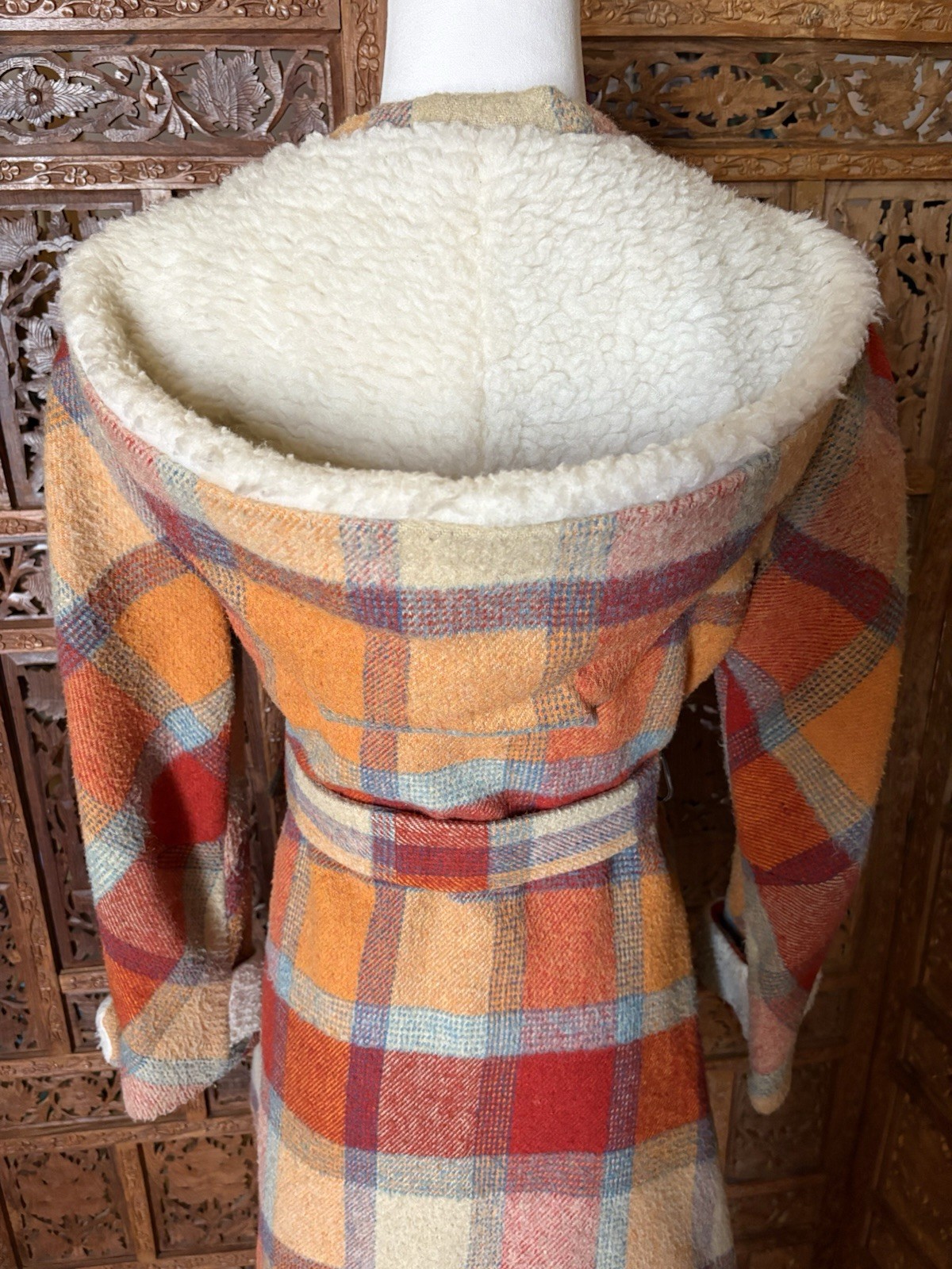 Vintage 70s Plaid Coat Womens Sherpa Collar Faux Fur 1970s Belted Hooded Hippie