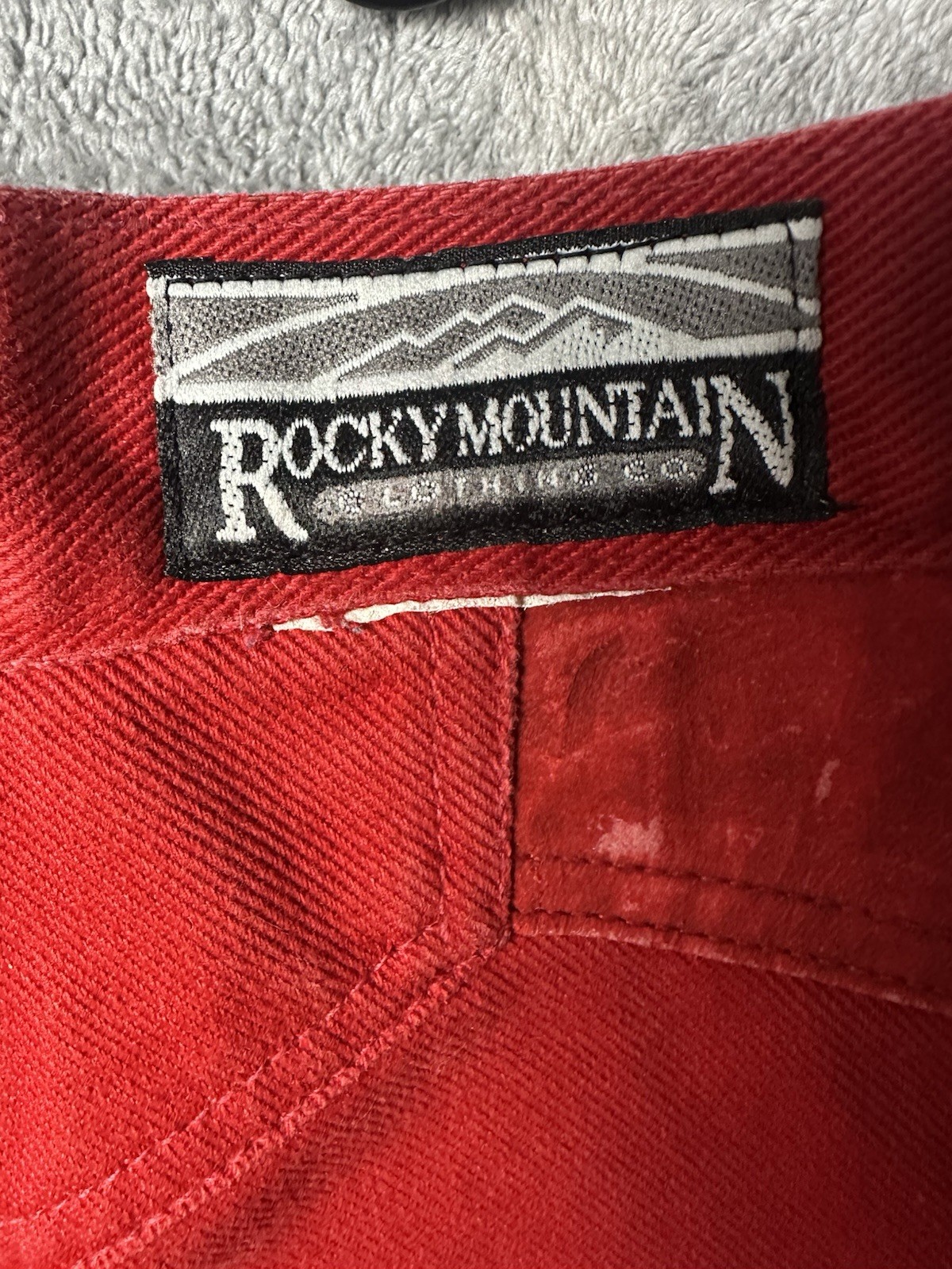 VTG Rocky Mountain Clothing Co Red High Rise Western Jeans Leather Trim 31/11
