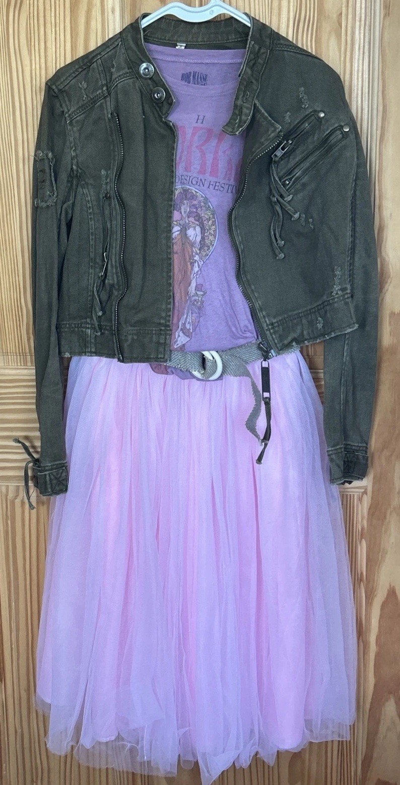 Lot Of5 GrungeJacket Fairycore Skirt Twist Of Art Nouveau Tee-A Complete Outfit