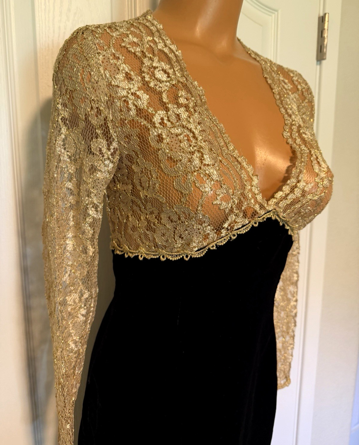 VTG 80’S SCOTT McCLINTOCK BLACK VELVET W/ METALLIC GOLD LACE DRESS SZ 4 (S)