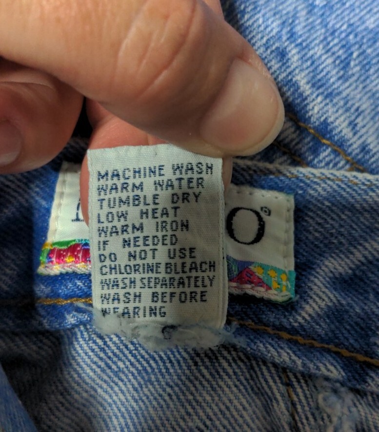 Vintage High Waisted Skirt Size 1 Nuovo Button Up 100% Cotton Denim Acid Wash