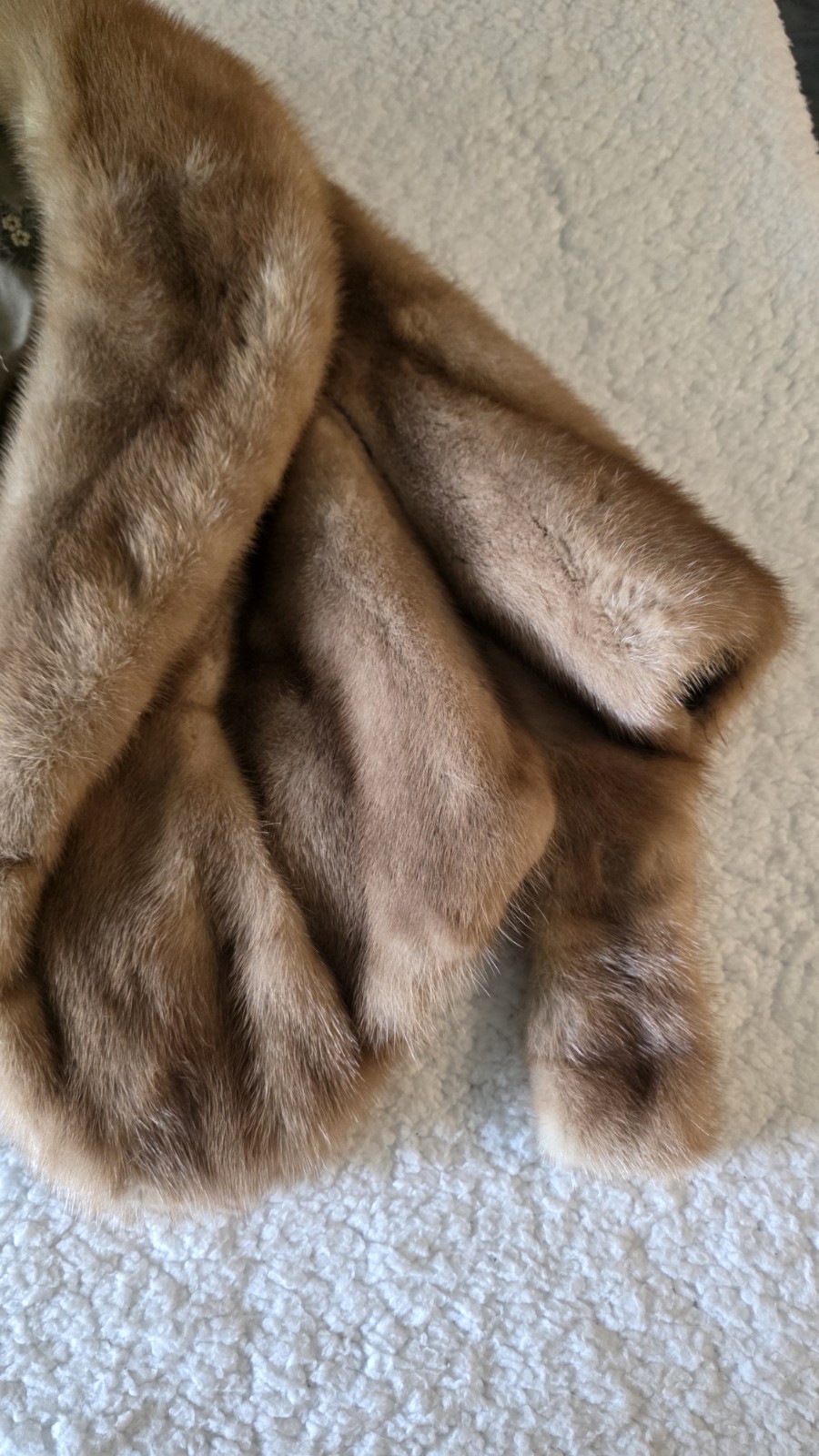 READ Vintage 1950s Genuine Blonde Pastel Mink Fur Capelet Bolero Shawl Collar