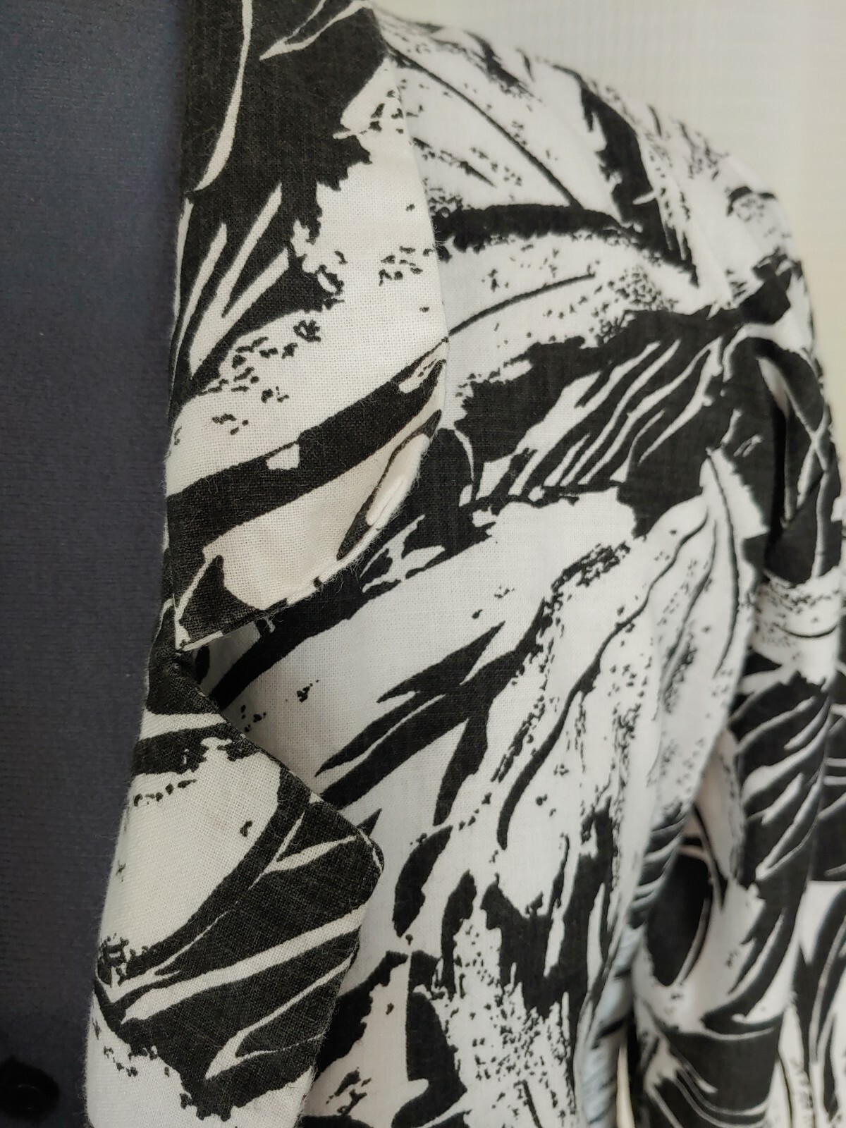 Vintage Copy Cats Black & White Graphic Floral Print Jacket Size Medium