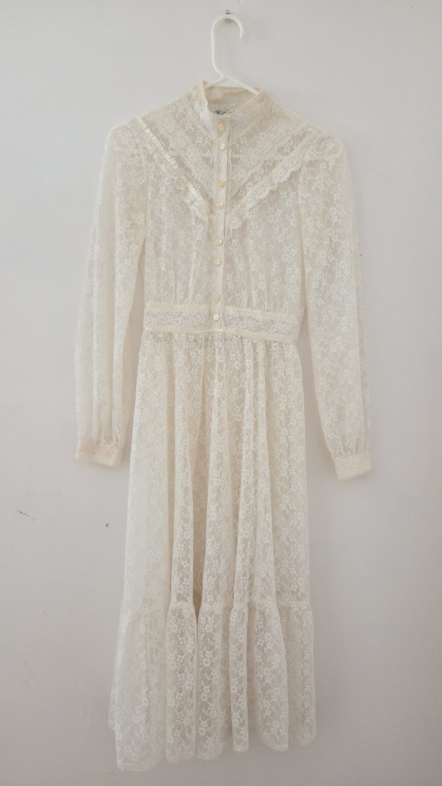 Nu-Mode Vintage Ivory Lace Maxi Dress Long Sleeve Button Front Tie