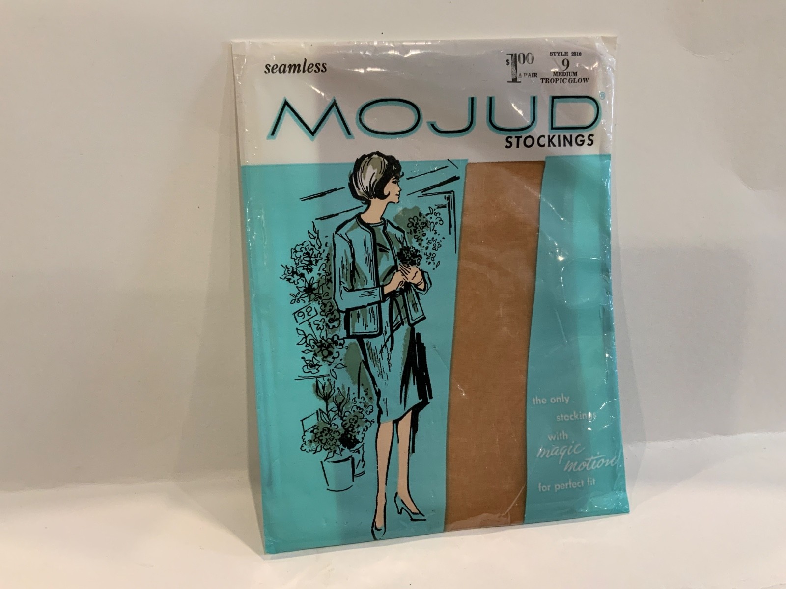 MOJUD Stockings 2310 Sz 9 Medium Tropic Glow Nylons Vintage Original Packaging