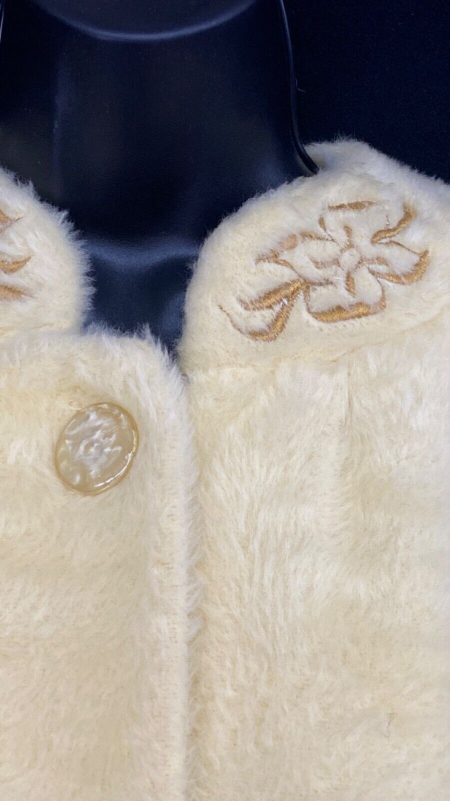 Vintage 1960s light yellow plush robe, ivory fuzzy house coat NOS deadstock S